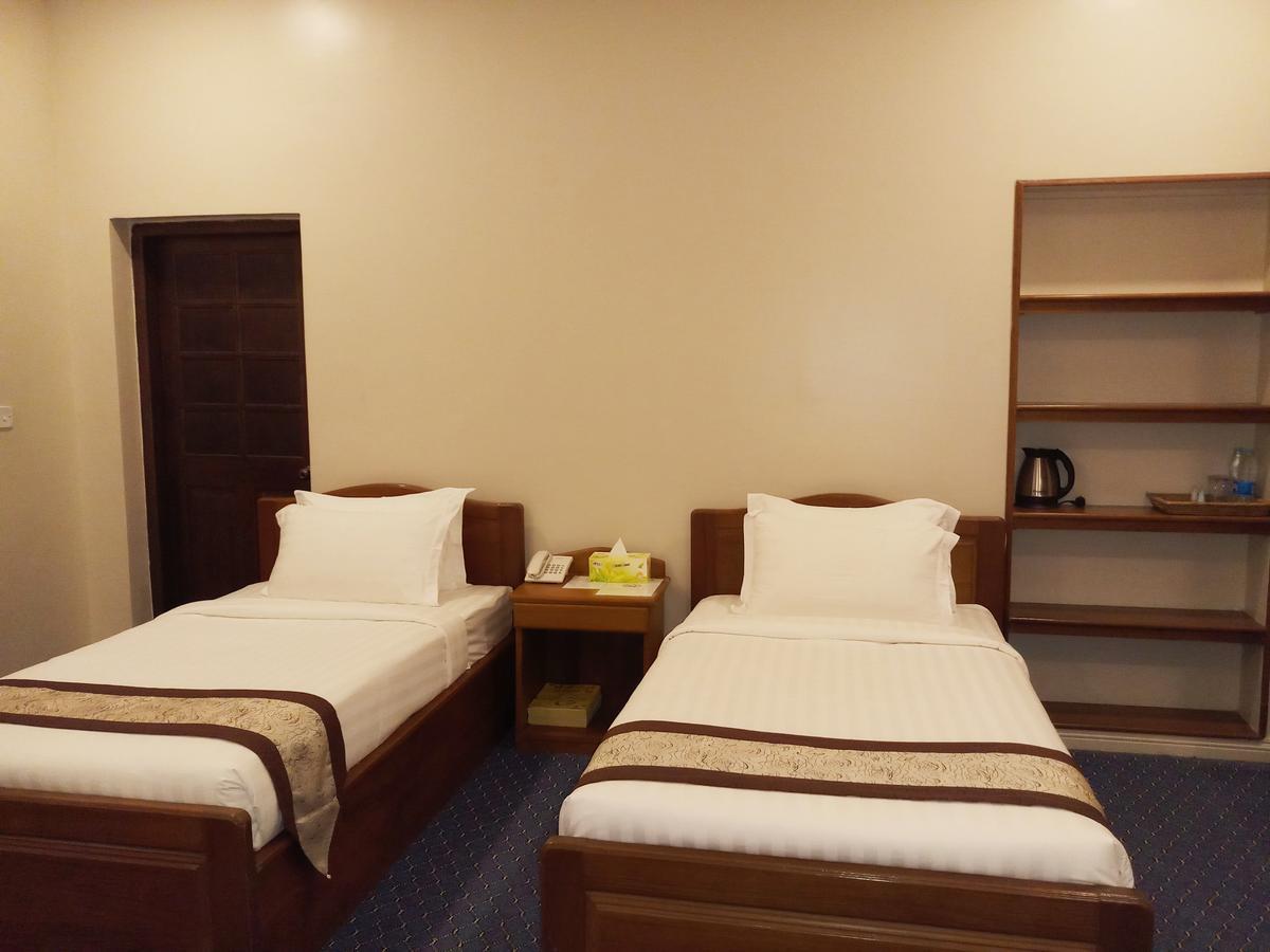 Ruby Garden Hotel Yangon Luaran gambar