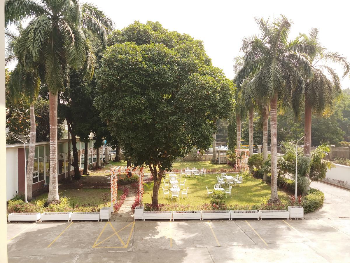 Ruby Garden Hotel Yangon Luaran gambar