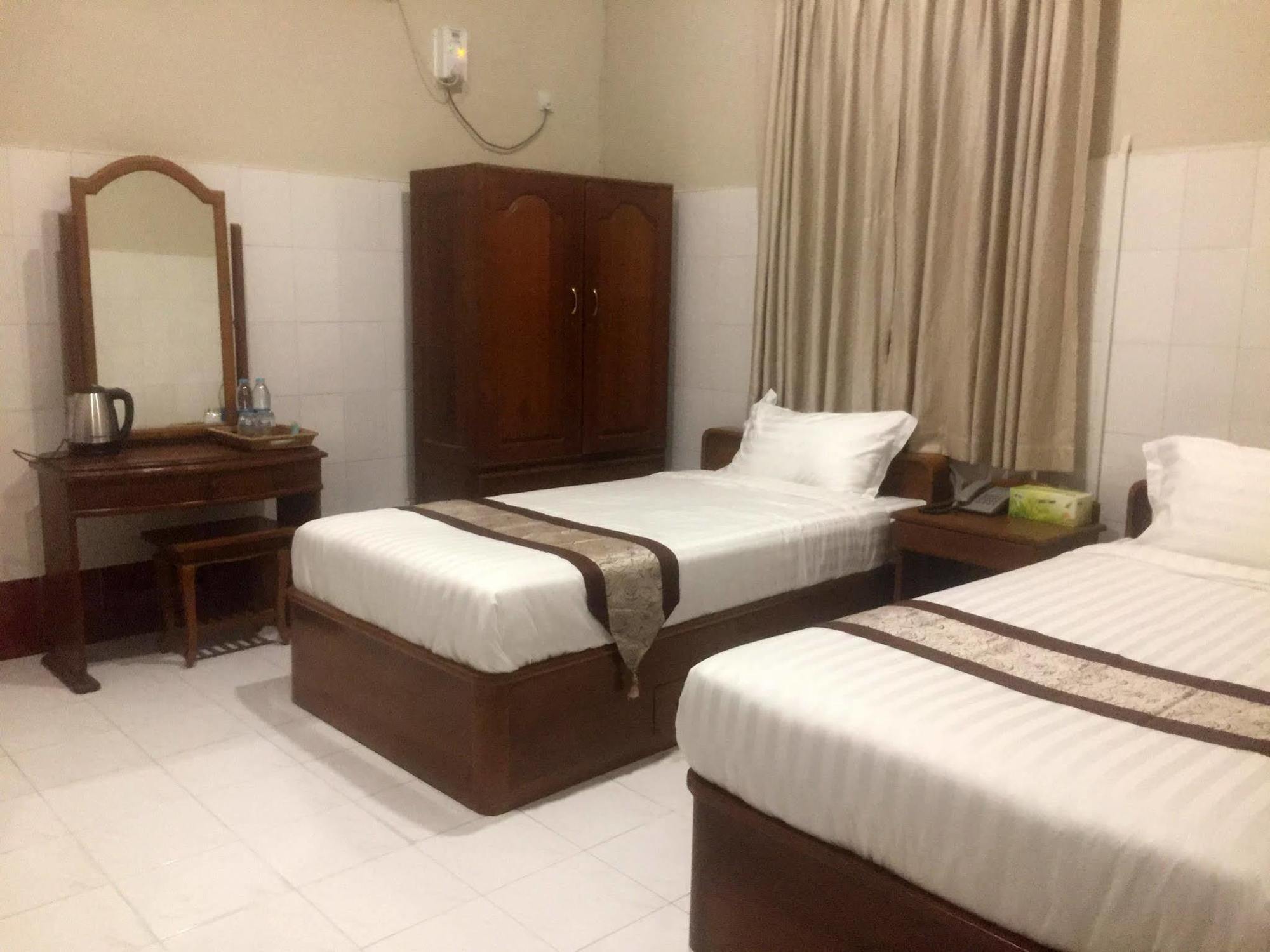 Ruby Garden Hotel Yangon Luaran gambar